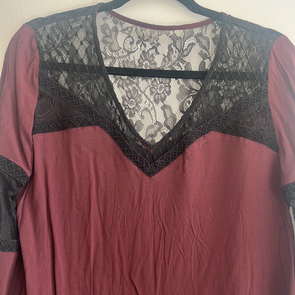 Pretty Express dress with lace! - Picture 2 of 3
